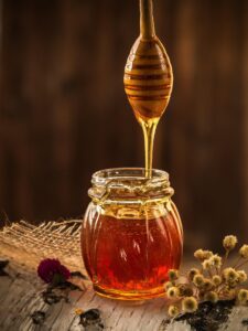 honey with honey stick